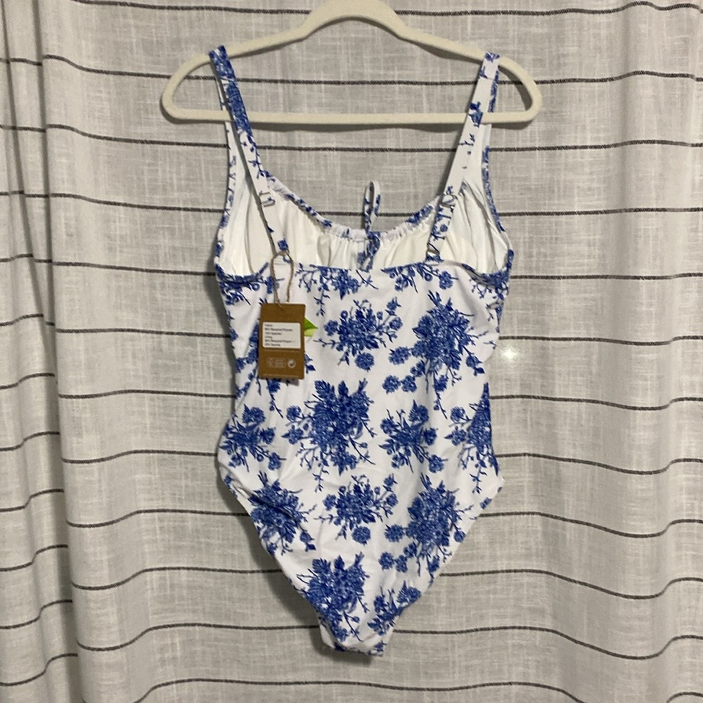✨NWT✨ BERLOOK FLORAL DRAWSTRING RUCHED ONE-PIECE SWIMSUIT SZ XL - Picture 2 of 8